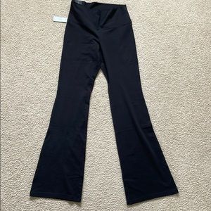 TNA Chill Atmosphere Flare Legging